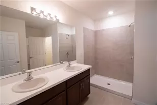 1215 SE 20th St, Cape Coral, FL 33990 - Photo 5