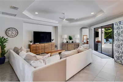 1626 Serrano Cir, Naples, FL 34105 - Photo 7