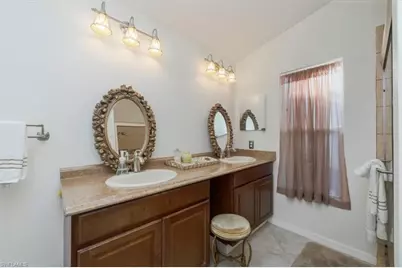 1321 Naples Lake Dr, Naples, FL 34104 - Photo 15