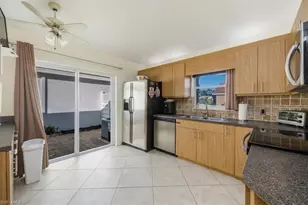 1321 Naples Lake Dr, Naples, FL 34104 - Photo 7