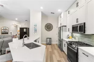 1732 Tarpon Bay Dr S, Naples, FL 34119 - Photo 7