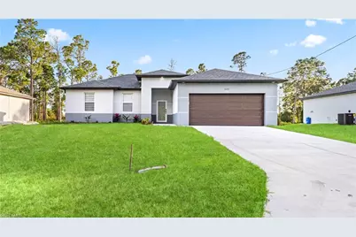 539 Hutton St E, Lehigh Acres, FL 33974 - Photo 1
