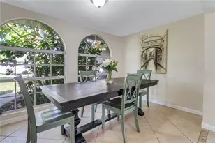 5333 Malaluka Ct, Cape Coral, FL 33904 - Photo 5