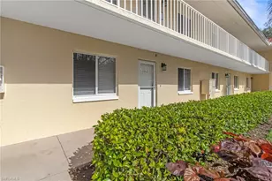 3705 Amberly Cir, Naples, FL 34112 - Photo 27