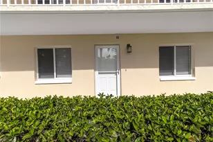 3705 Amberly Cir, Naples, FL 34112 - Photo 23