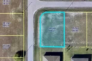 918 NE 33rd Terrace, Cape Coral, FL 33909 - Photo 1