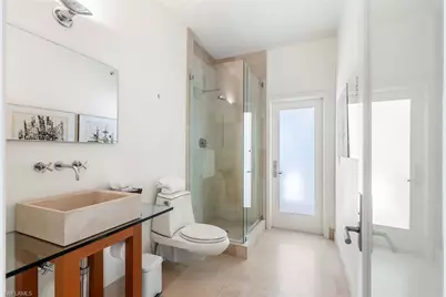 586 Yucca Rd, Naples, FL 34102 - Photo 23