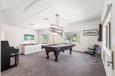 586 Yucca Rd, Naples, FL 34102 - Photo 15