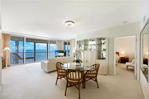 9577 Gulf Shore Dr, Naples, FL 34108 - Photo 7