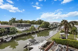 1400 Blue Point Ave, Naples, FL 34102 - Photo 23