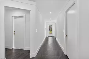 565 110th Ave N, Naples, FL 34108 - Photo 11