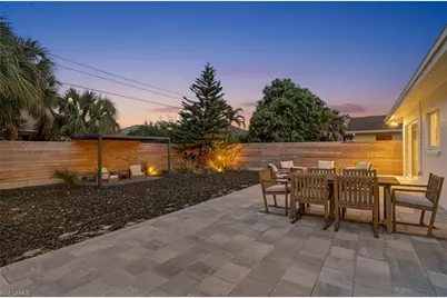 565 110th Ave N, Naples, FL 34108 - Photo 37