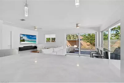 565 110th Ave N, Naples, FL 34108 - Photo 17