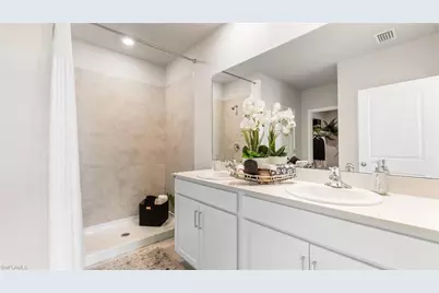 17728 Shade Tree Loop, Punta Gorda, FL 33982 - Photo 9