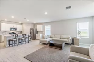 17752 Shade Tree Loop, Punta Gorda, FL 33982 - Photo 3