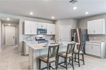 17752 Shade Tree Loop, Punta Gorda, FL 33982 - Photo 5