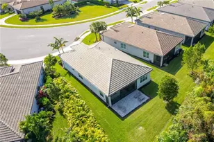 11409 Jacaranda Dr, Naples, FL 34120 - Photo 3