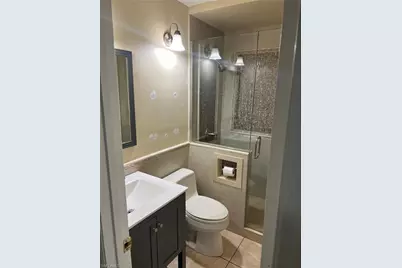 7509 Pitch Pine Cir S #121, Tampa, FL 33617 - Photo 5