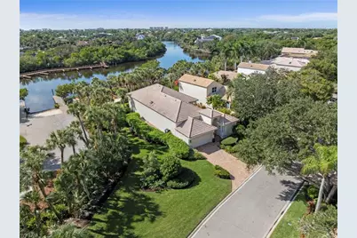 27567 Riverbank Dr, Bonita Springs, FL 34134 - Photo 47