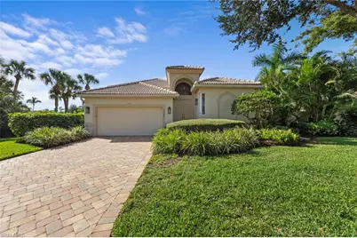 27567 Riverbank Dr, Bonita Springs, FL 34134 - Photo 5