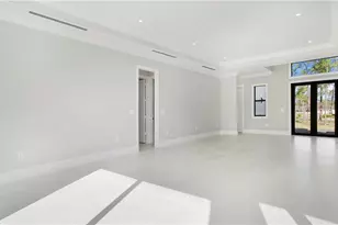 3518 2nd Ave SE, Naples, FL 34117 - Photo 5