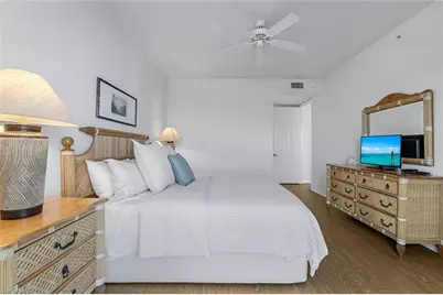 410 Flagship Dr #1101, Naples, FL 34108 - Photo 11