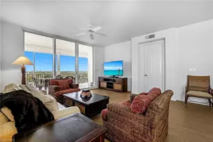 410 Flagship Dr, Naples, FL 34108 - Photo 3