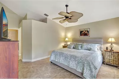 660 20th St SE, Naples, FL 34117 - Photo 7