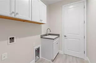 2937 Heritage Pnes Dr, Fort Myers, FL 33905 - Photo 27