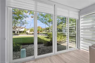 292 Banyan Blvd, Naples, FL 34102 - Photo 25