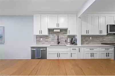 292 Banyan Blvd #292, Naples, FL 34102 - Photo 9