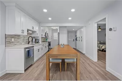 292 Banyan Blvd #292, Naples, FL 34102 - Photo 7