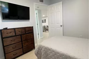 170 Turtle Lake Ct, Naples, FL 34105 - Photo 23