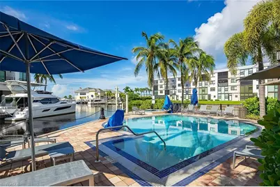 1015 Sandpiper St #D102, Naples, FL 34102 - Photo 31