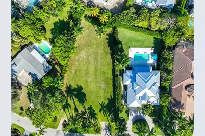 331 Spring Line Dr, Naples, FL 34102 - Photo 3