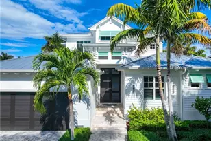 331 Springline Dr, Naples, FL 34102 - Photo 5