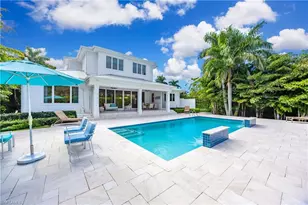 331 Springline Dr, Naples, FL 34102 - Photo 15