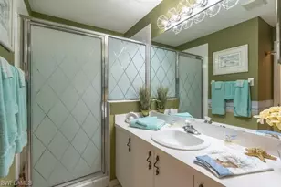 242 Newport Dr, Naples, FL 34114 - Photo 11