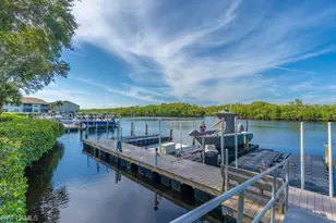 242 Newport Dr, Naples, FL 34114 - Photo 21