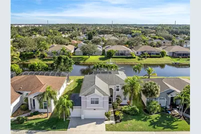 320 Spider Lily Ln, Naples, FL 34119 - Photo 5