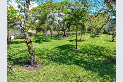 1608 Spoonbill Ln #B, Naples, FL 34105 - Photo 19