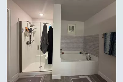 4236 NE 20th Pl, Cape Coral, FL 33909 - Photo 17