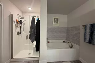 4236 NE 20th Pl, Cape Coral, FL 33909 - Photo 17