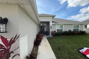 4236 NE 20th Pl, Cape Coral, FL 33909 - Photo 3