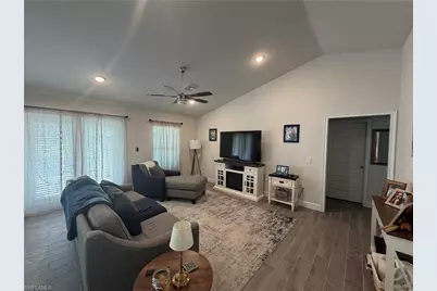 4236 NE 20th Pl, Cape Coral, FL 33909 - Photo 7