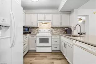 8284 Key Royal Cir, Naples, FL 34119 - Photo 5