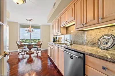 7515 Pelican Bay Blvd #7B, Naples, FL 34108 - Photo 11