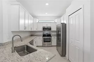 14044 Hunter Oak Dr, Fort Myers, FL 33913 - Photo 7