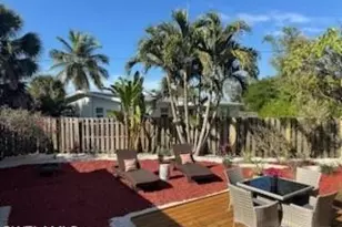 981 8th Terrace N, Naples, FL 34102 - Photo 7