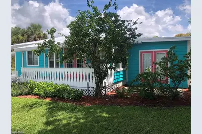 981 8th Ter N, Naples, FL 34102 - Photo 5